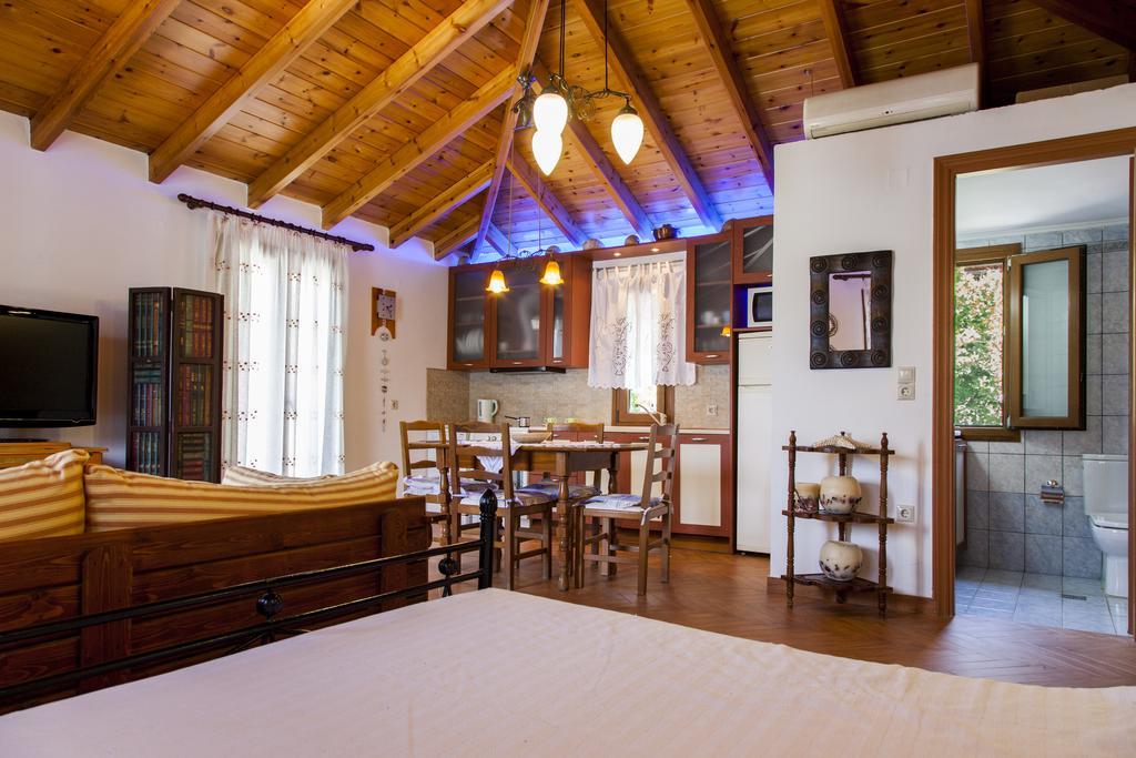 Villa Panorea Yénion Buitenkant foto